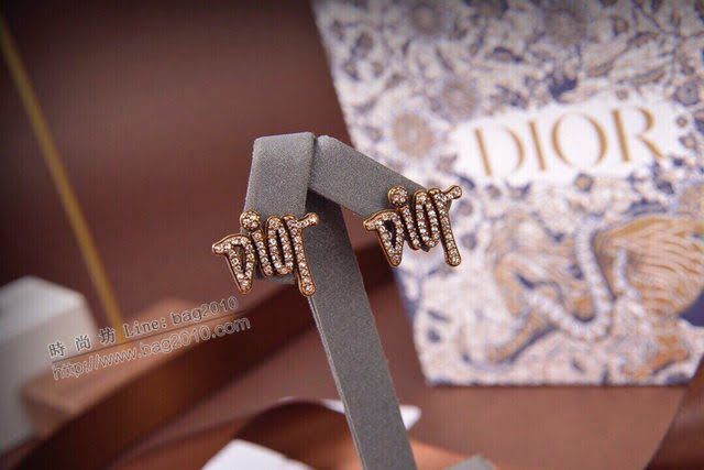 Dior飾品 迪奧新品熱銷款字母耳釘  zgd1081